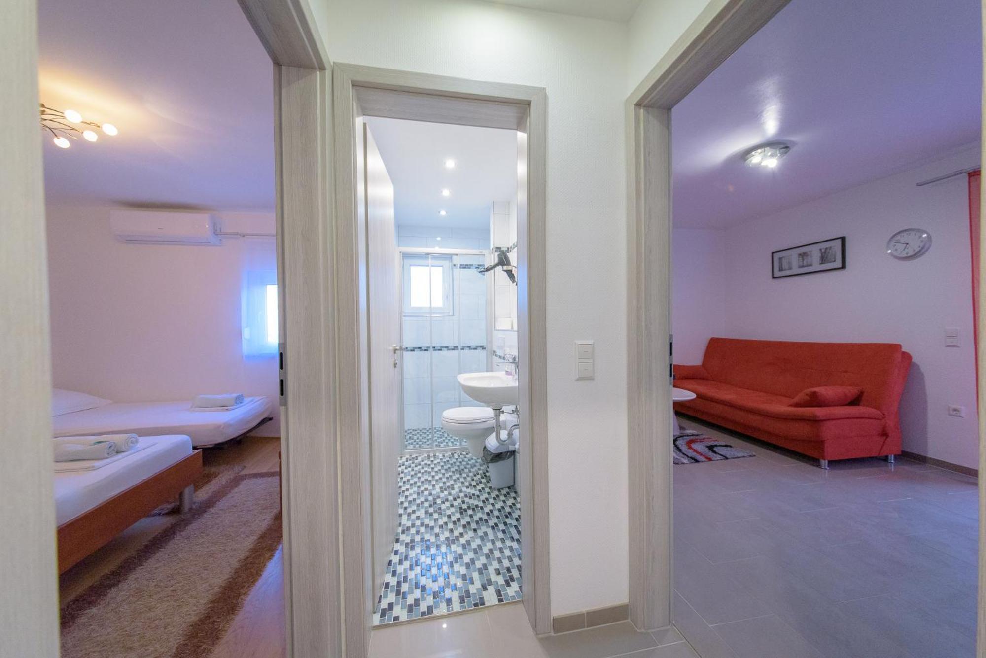 Jeli Apartments Starigrad Paklenica Pokoj fotografie