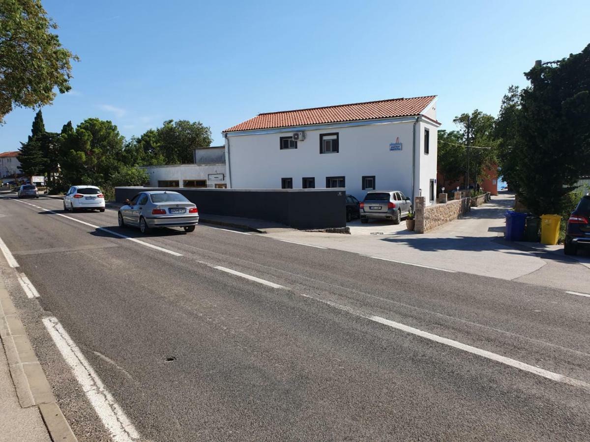 Jeli Apartments Starigrad Paklenica Exteriér fotografie