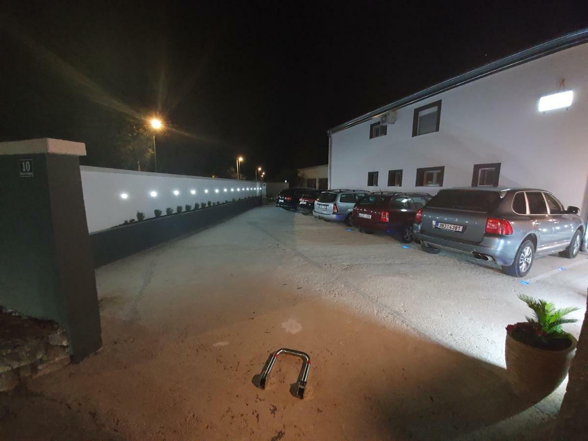 Jeli Apartments Starigrad Paklenica Exteriér fotografie