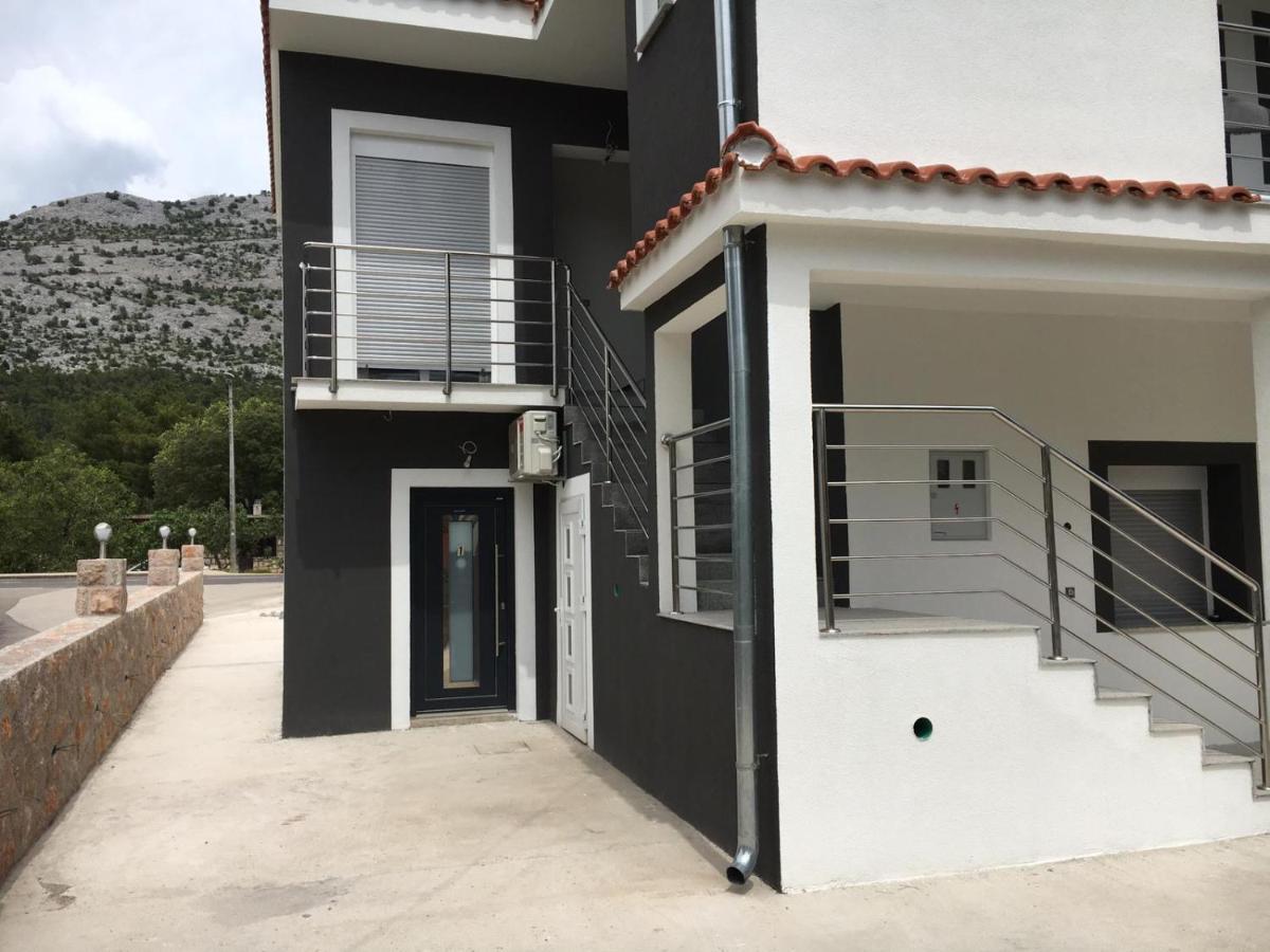 Jeli Apartments Starigrad Paklenica Exteriér fotografie