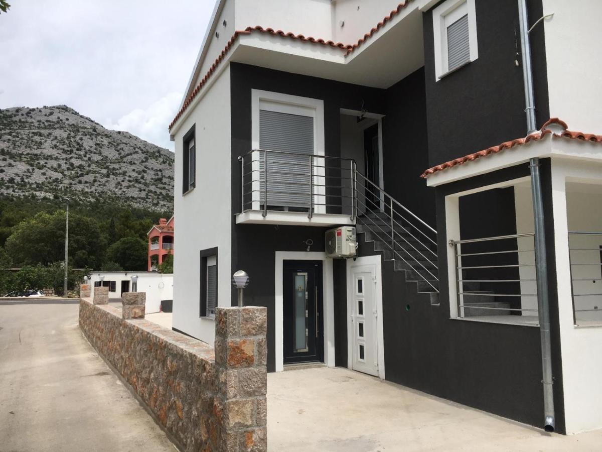 Jeli Apartments Starigrad Paklenica Exteriér fotografie